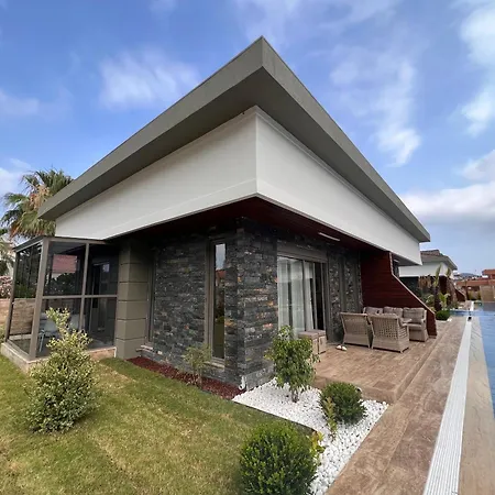 Brand New Luxury Villa In Kemer